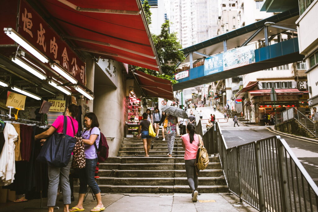 香港　西營盤の街